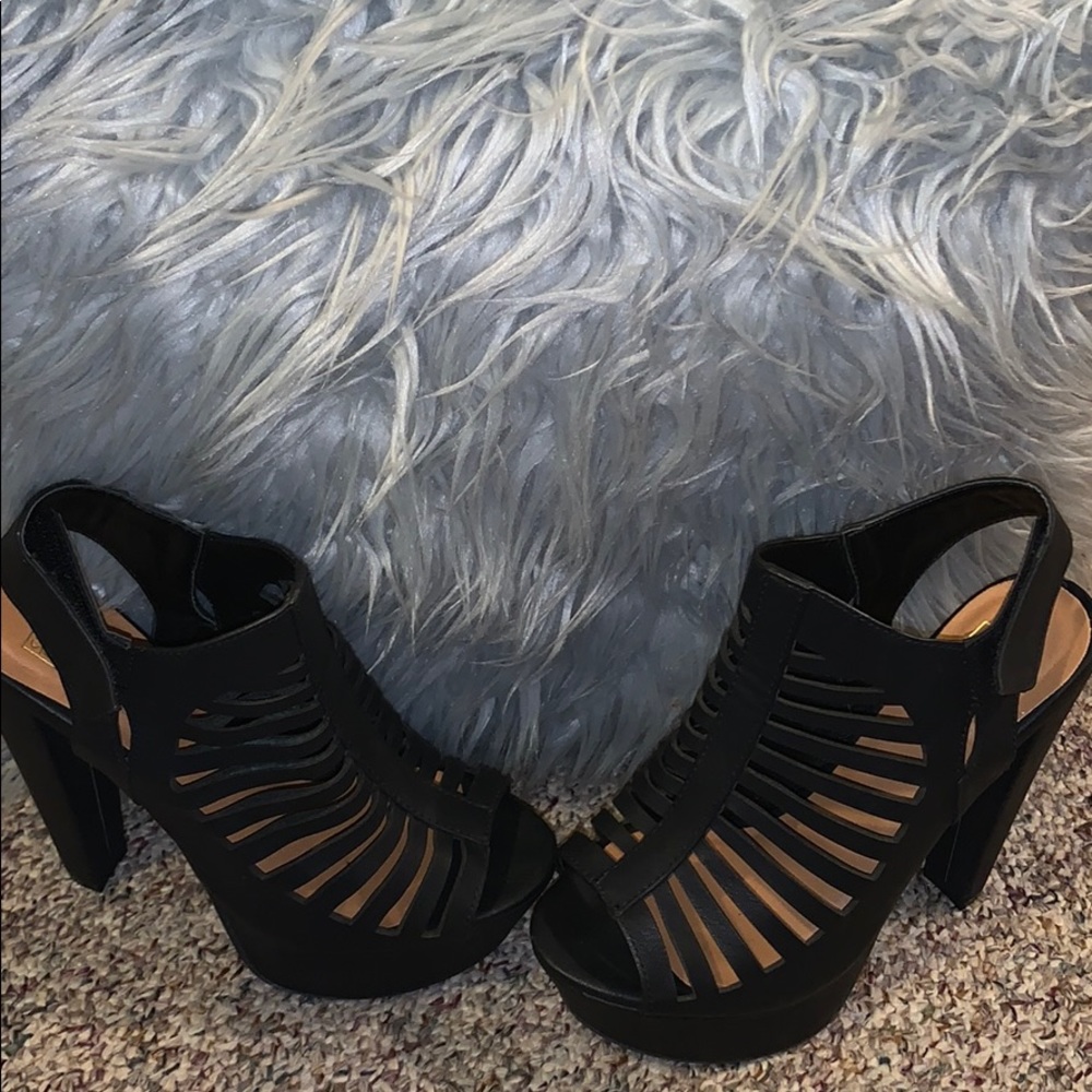 Black Heel Sandals